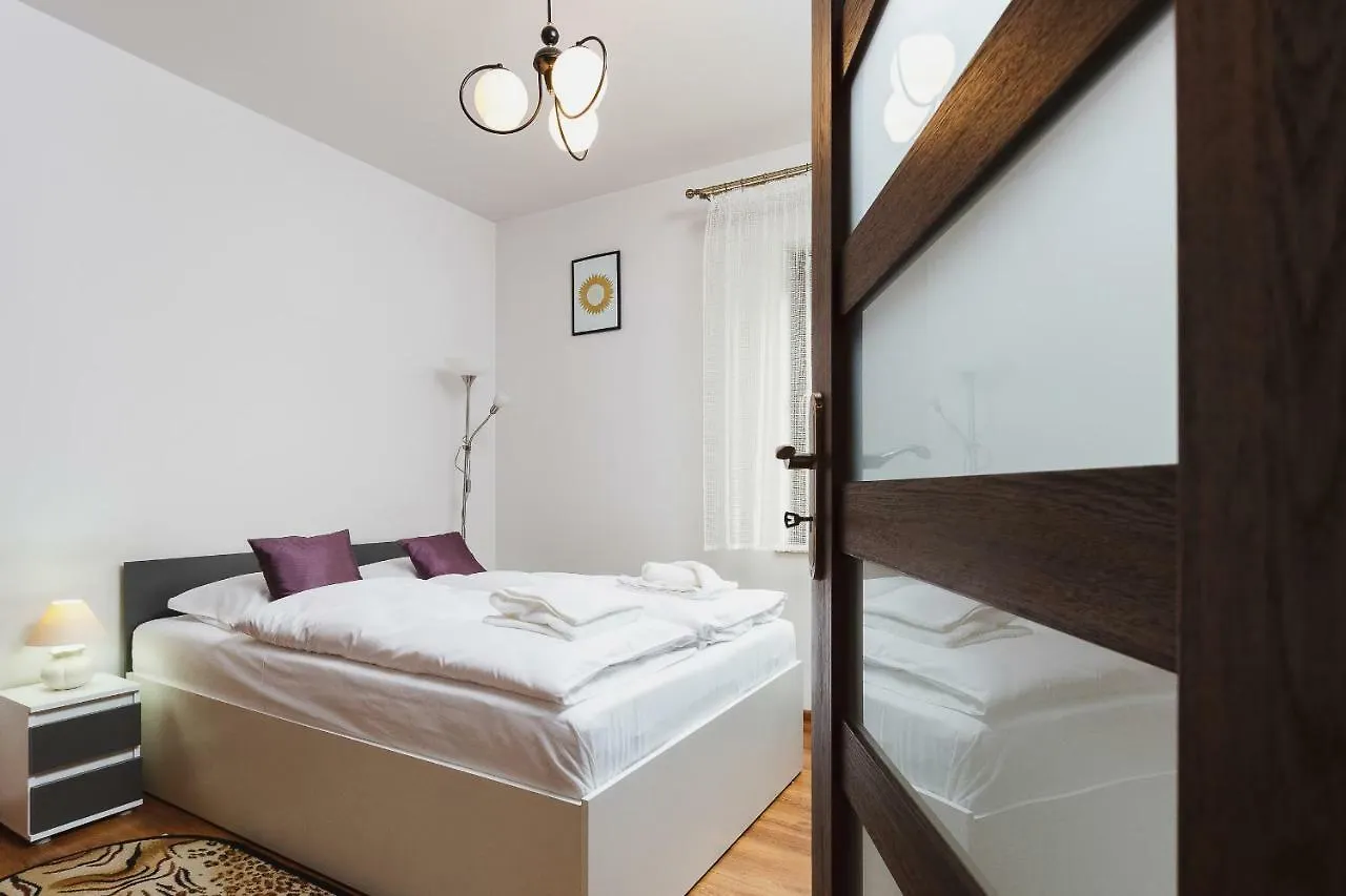 Apartments Krakow Osiedle Pod Debem